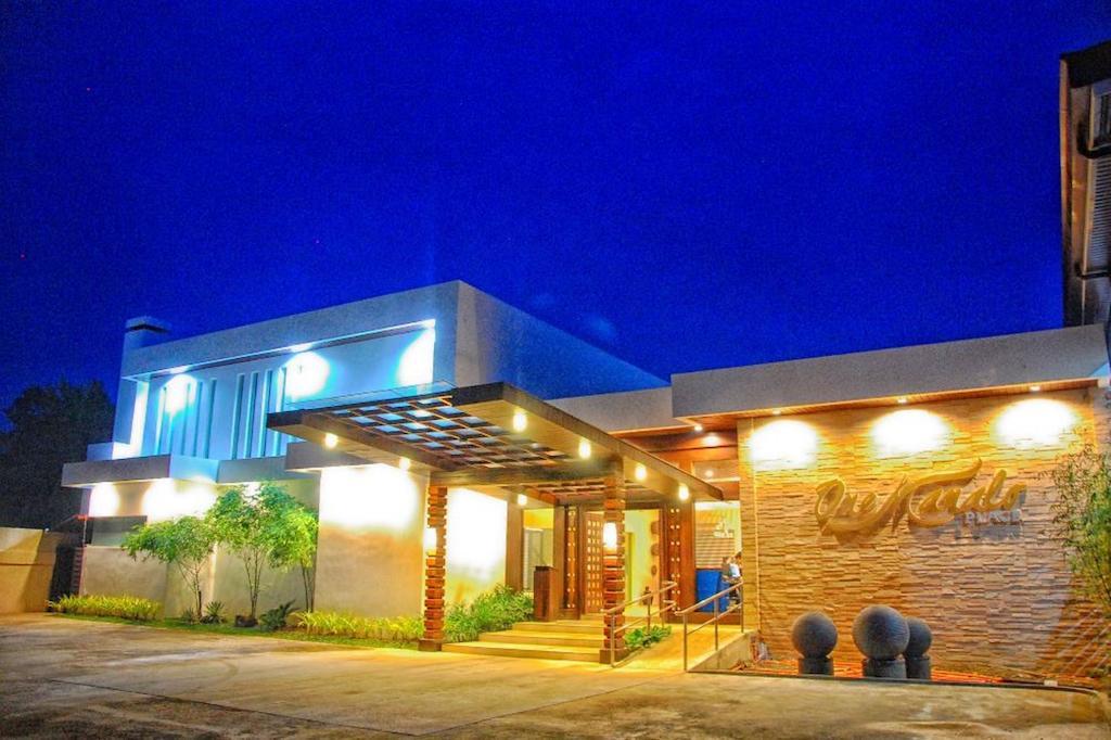 One Manalo Place Puerto Princesa Exterior foto