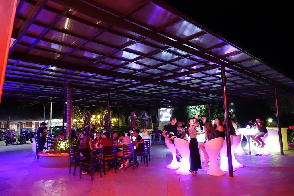 One Manalo Place Puerto Princesa Exterior foto
