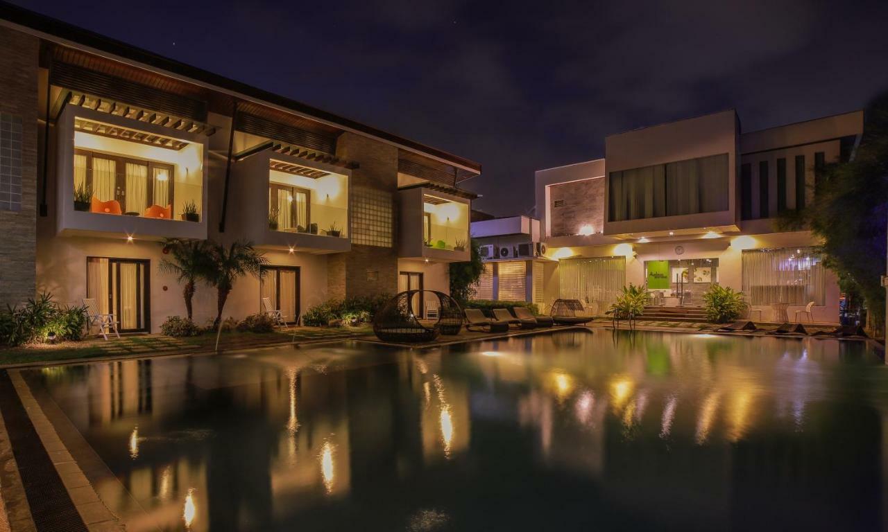 One Manalo Place Puerto Princesa Exterior foto