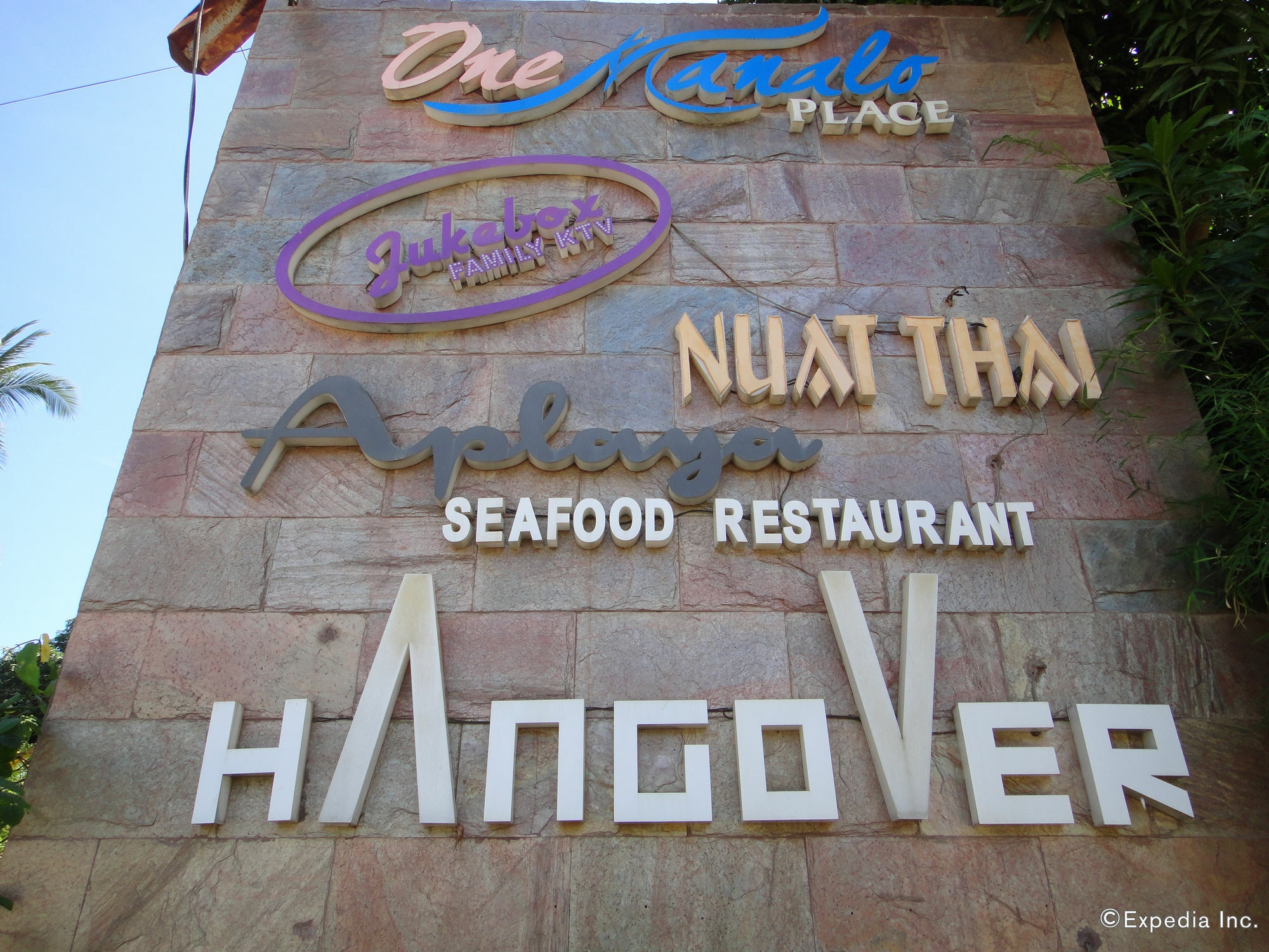 One Manalo Place Puerto Princesa Exterior foto